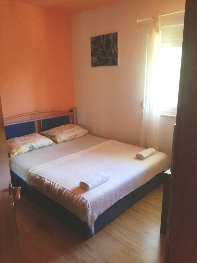 Apartman Mari Trogir Luaran gambar